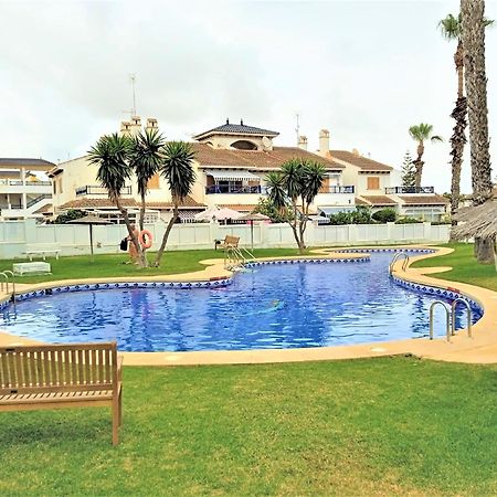 Chalet Adosado En Riomar-3, Urbanizacion Residencial Privada Torre de la Horadada エクステリア 写真