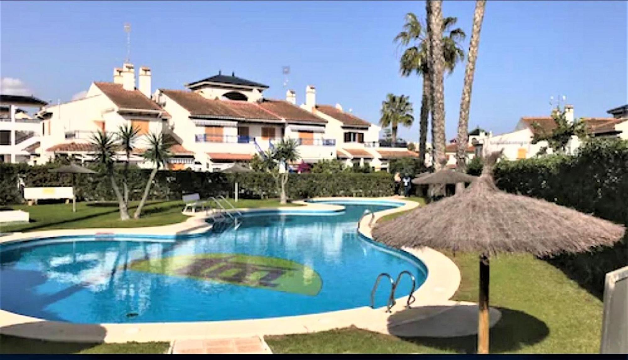 Chalet Adosado En Riomar-3, Urbanizacion Residencial Privada Torre de la Horadada エクステリア 写真