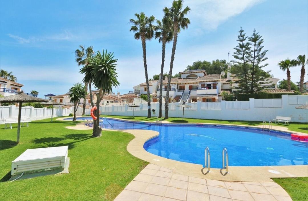 Chalet Adosado En Riomar-3, Urbanizacion Residencial Privada Torre de la Horadada エクステリア 写真